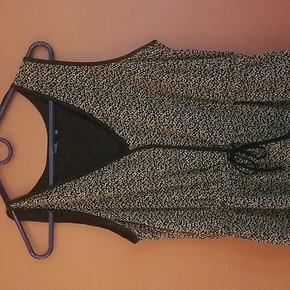 A.n.a dress - Picture 2 of 3